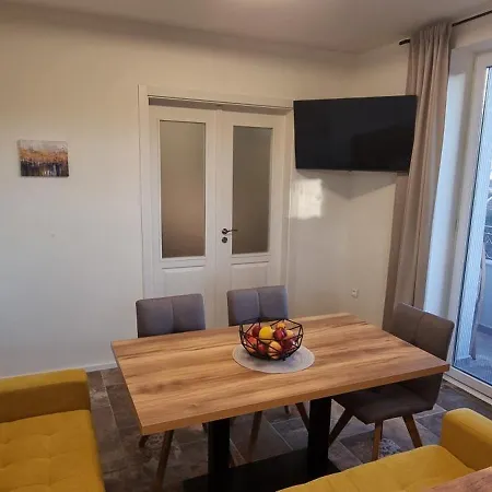 Kate's Place Apartment Burgas City